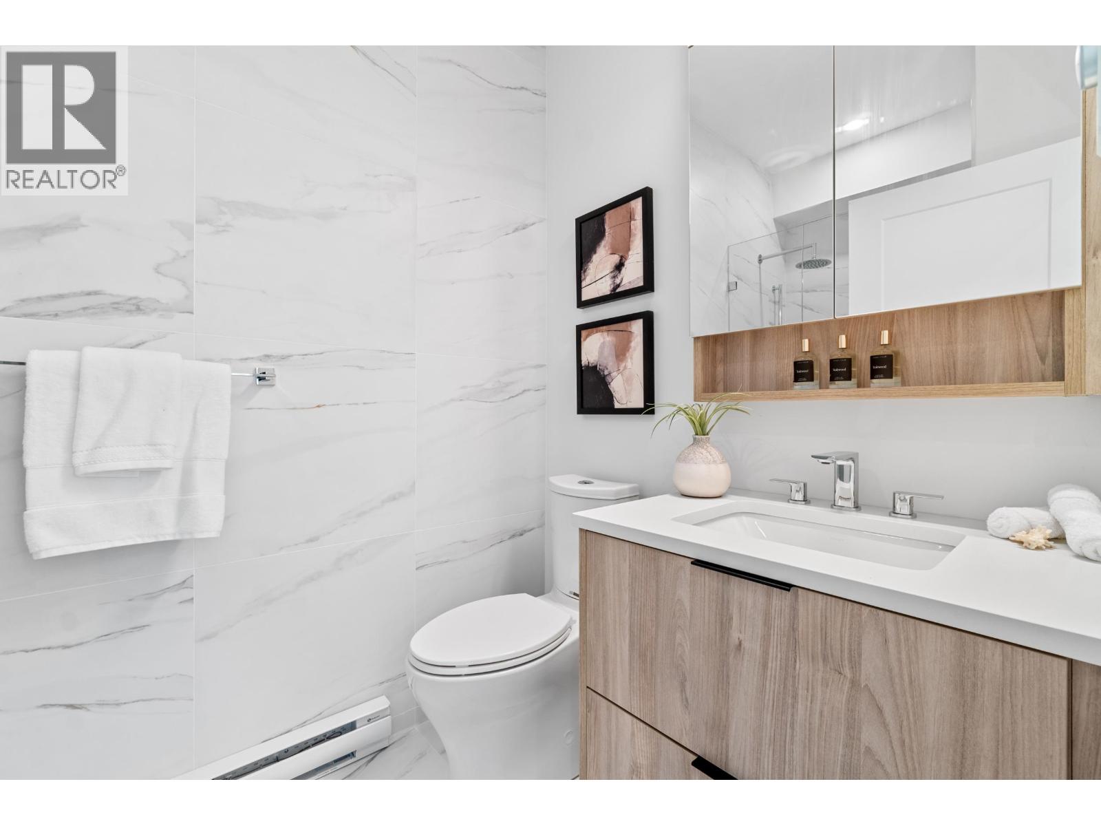 210 7161 17th Avenue, Burnaby, British Columbia  V3N 0K1 - Photo 21 - R3115674