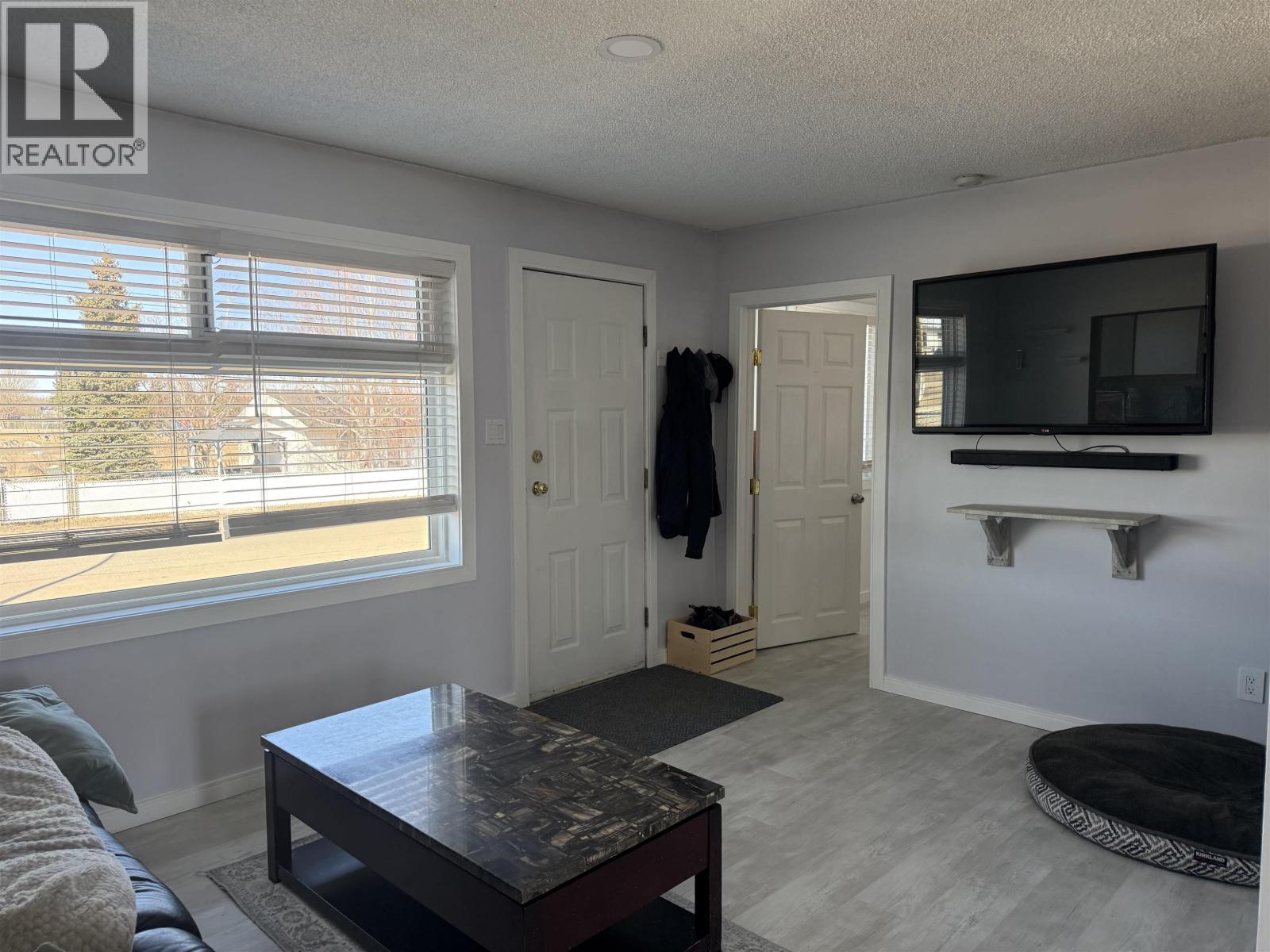 8511 98 Avenue, Fort St. John, British Columbia  V1J 1P6 - Photo 2 - R3115743