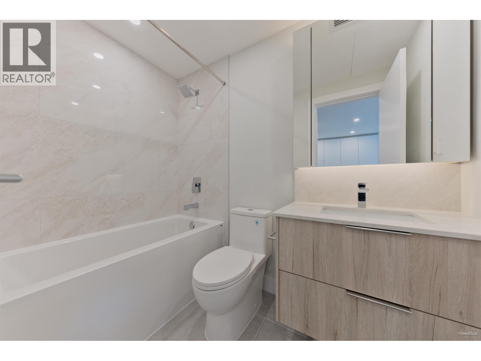 603 423 6th Street, West Vancouver, British Columbia  V7T 0A1 - Photo 13 - R3113827