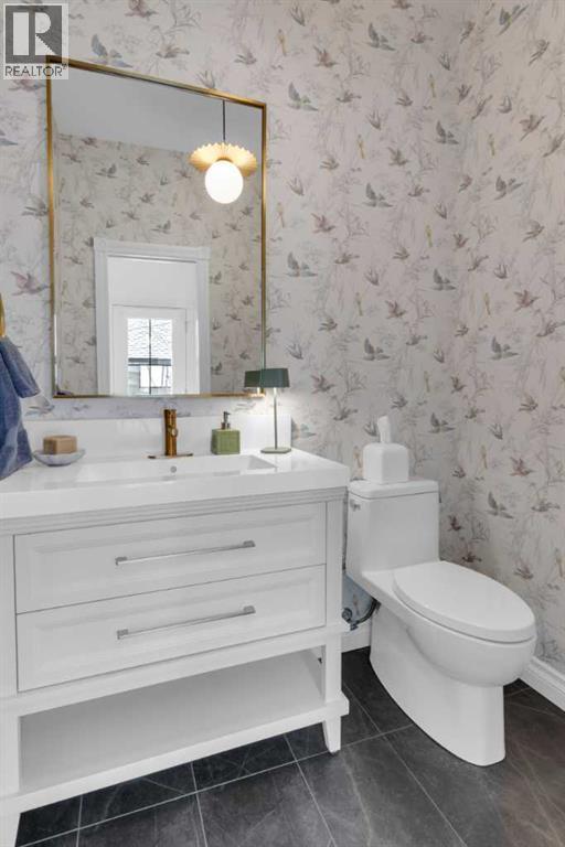 90 Somme Boulevard SW, Calgary, Alberta  T2T 6K6 - Photo 12 - A2303572