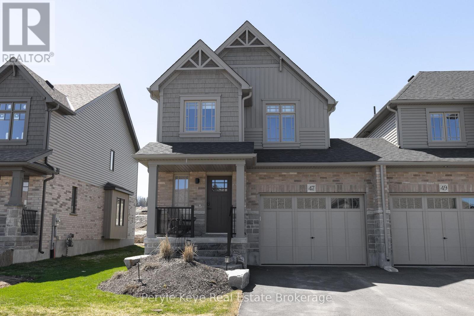 47 CHARLES MORLEY BOULEVARD, Huntsville, Ontario