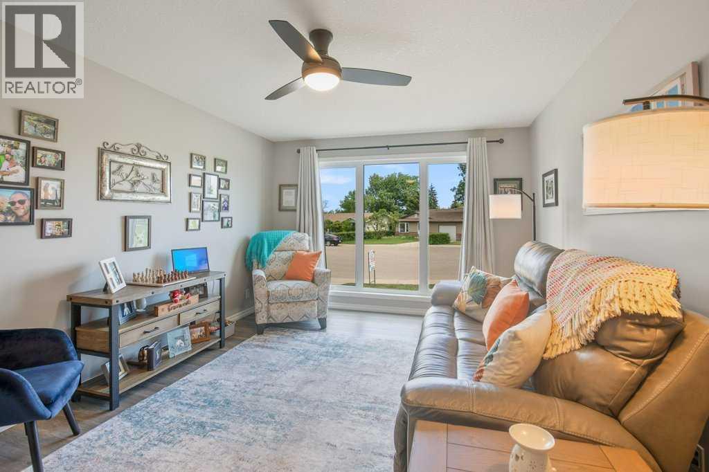 36 Harvey Close, Red Deer, Alberta  T4N 6C4 - Photo 25 - A2235898