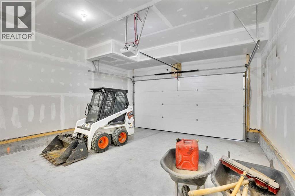 195 Lucas Common NW, Calgary, Alberta  T3P 2B3 - Photo 50 - A2291769