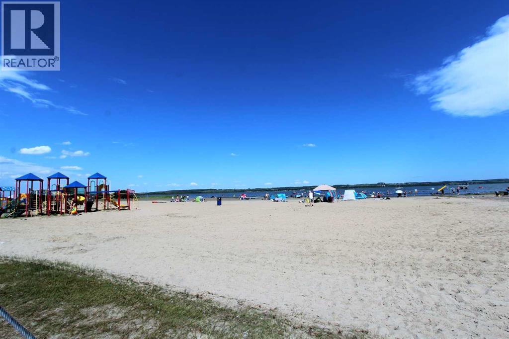 200 Canal Street, Rural Ponoka County, Alberta  T4L 2N3 - Photo 11 - A2300187