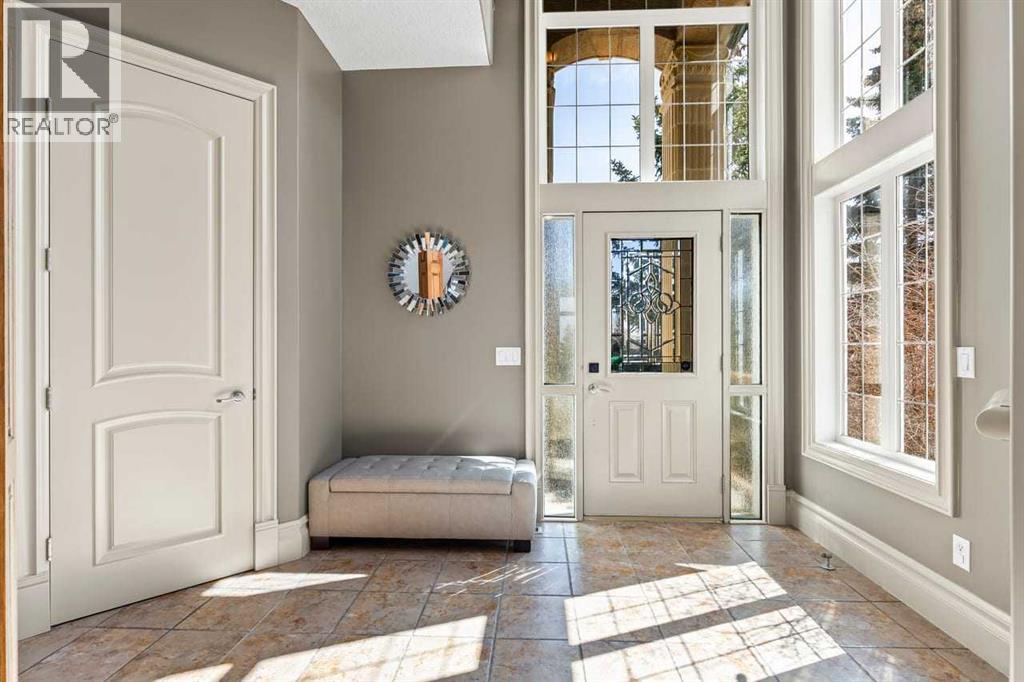 7 Royal Ridge Terrace NW, Calgary, Alberta  T3G 5Y9 - Photo 2 - A2303068