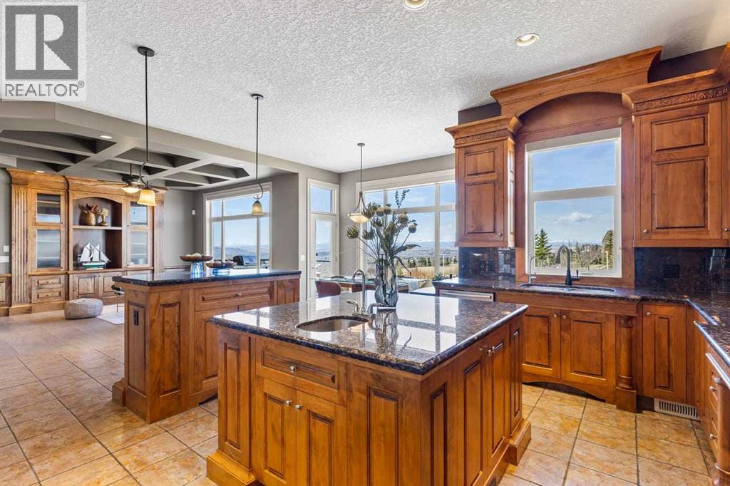 7 Royal Ridge Terrace NW, Calgary, Alberta  T3G 5Y9 - Photo 11 - A2303068