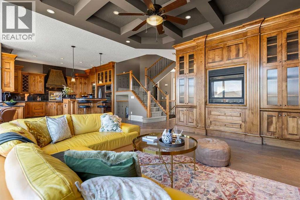 7 Royal Ridge Terrace NW, Calgary, Alberta  T3G 5Y9 - Photo 8 - A2303068