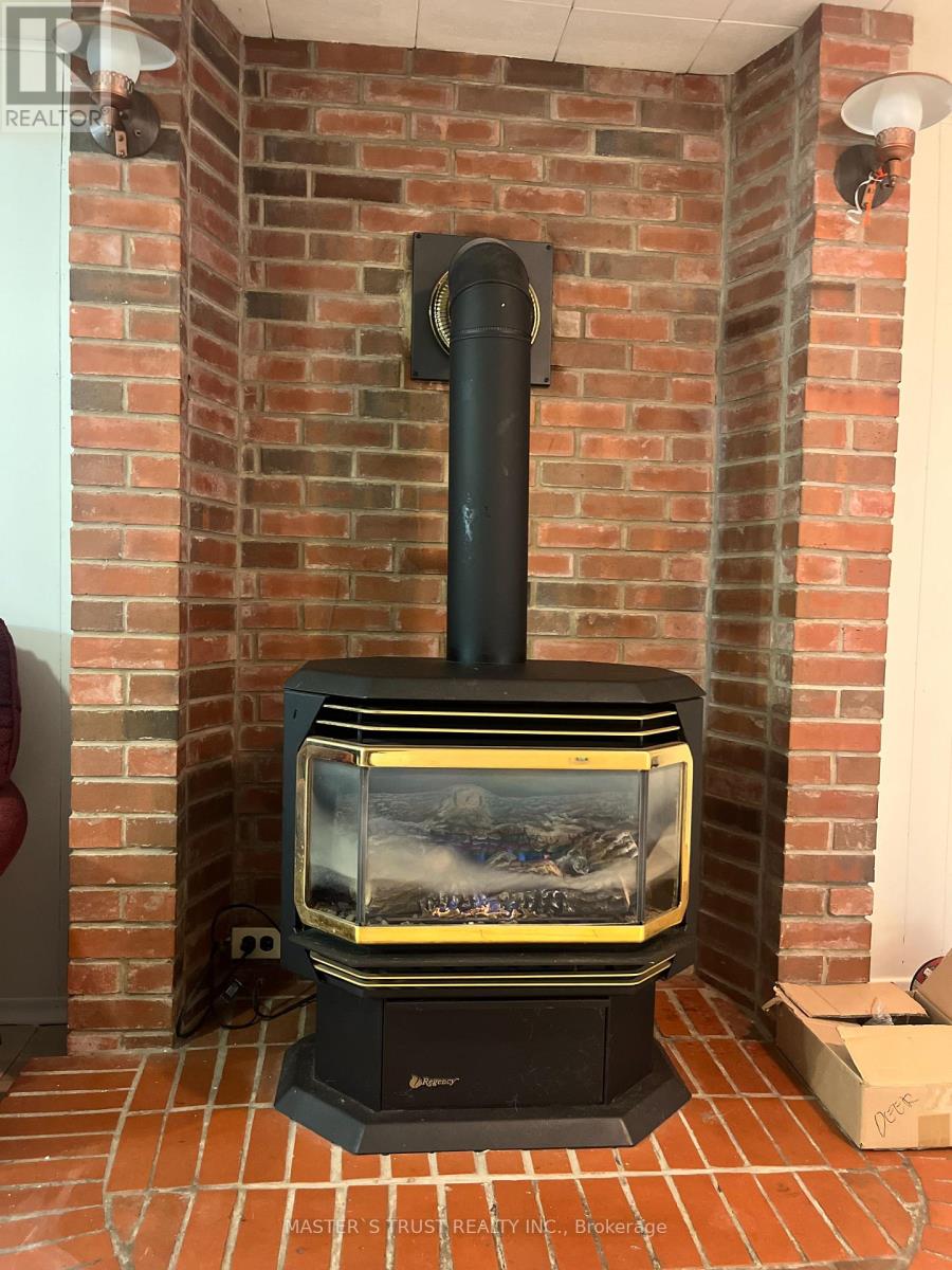 5568 Drummond Road, Niagara Falls, Ontario  L2G 4L3 - Photo 31 - X13045380