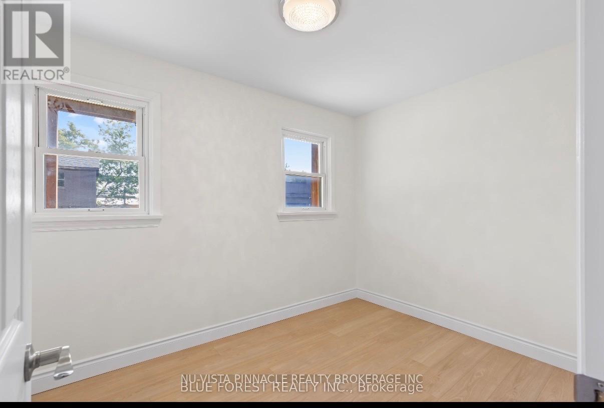 Main Level Unit - 7065 Longwoods Road, London South, Ontario  N6P 1B6 - Photo 17 - X13045410