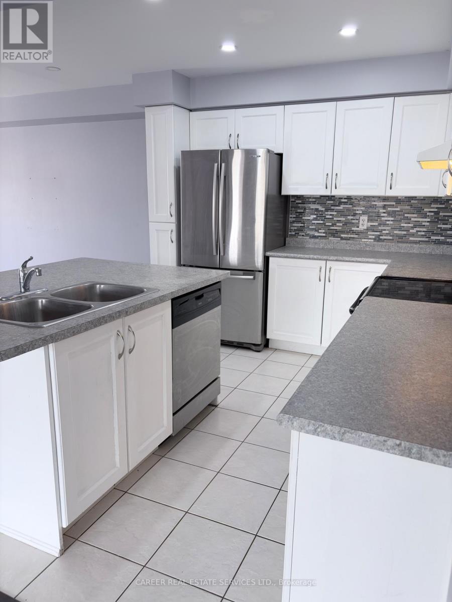 45 Blunden Road, Ajax, Ontario  L1Z 0K8 - Photo 9 - E13045400