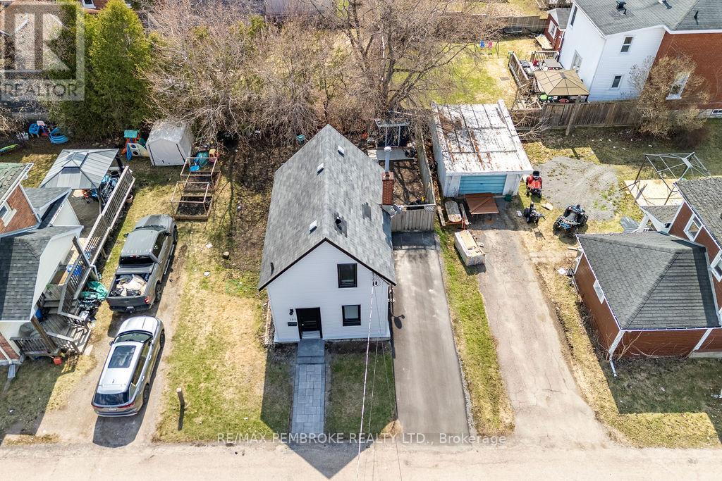 131 Patrick Avenue, Renfrew, Ontario  K7V 3H3 - Photo 32 - X13045402
