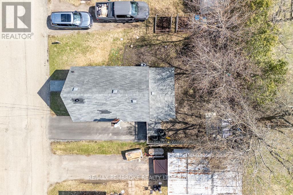 131 Patrick Avenue, Renfrew, Ontario  K7V 3H3 - Photo 34 - X13045402
