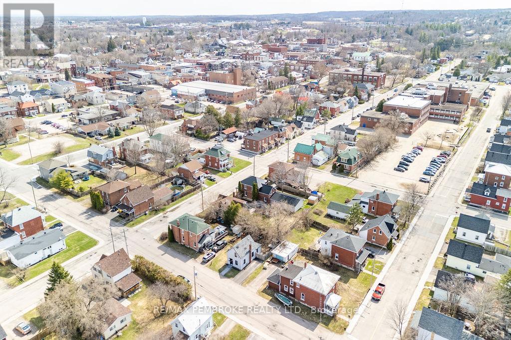 131 Patrick Avenue, Renfrew, Ontario  K7V 3H3 - Photo 37 - X13045402