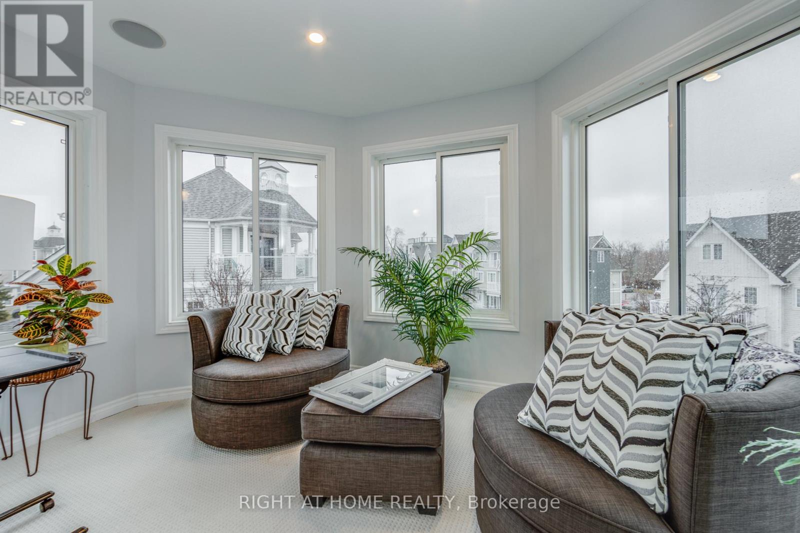 37 - 1295 Wharf Street, Pickering, Ontario  L1W 1A2 - Photo 15 - E13045396