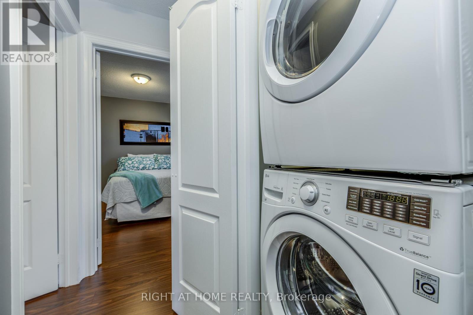 37 - 1295 Wharf Street, Pickering, Ontario  L1W 1A2 - Photo 21 - E13045396