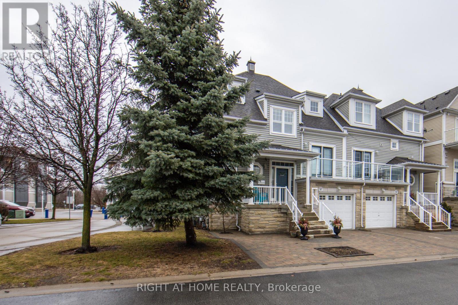 37 - 1295 Wharf Street, Pickering, Ontario  L1W 1A2 - Photo 27 - E13045396