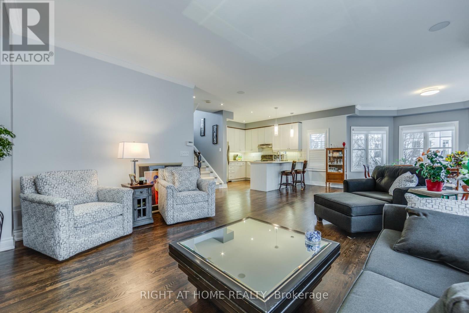 37 - 1295 Wharf Street, Pickering, Ontario  L1W 1A2 - Photo 34 - E13045396