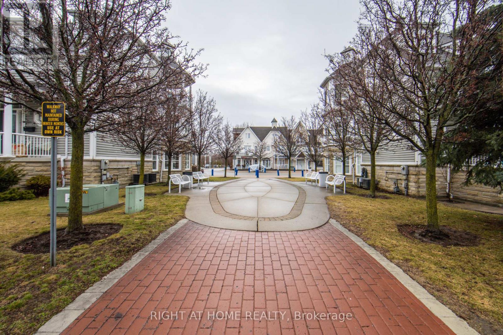 37 - 1295 Wharf Street, Pickering, Ontario  L1W 1A2 - Photo 39 - E13045396