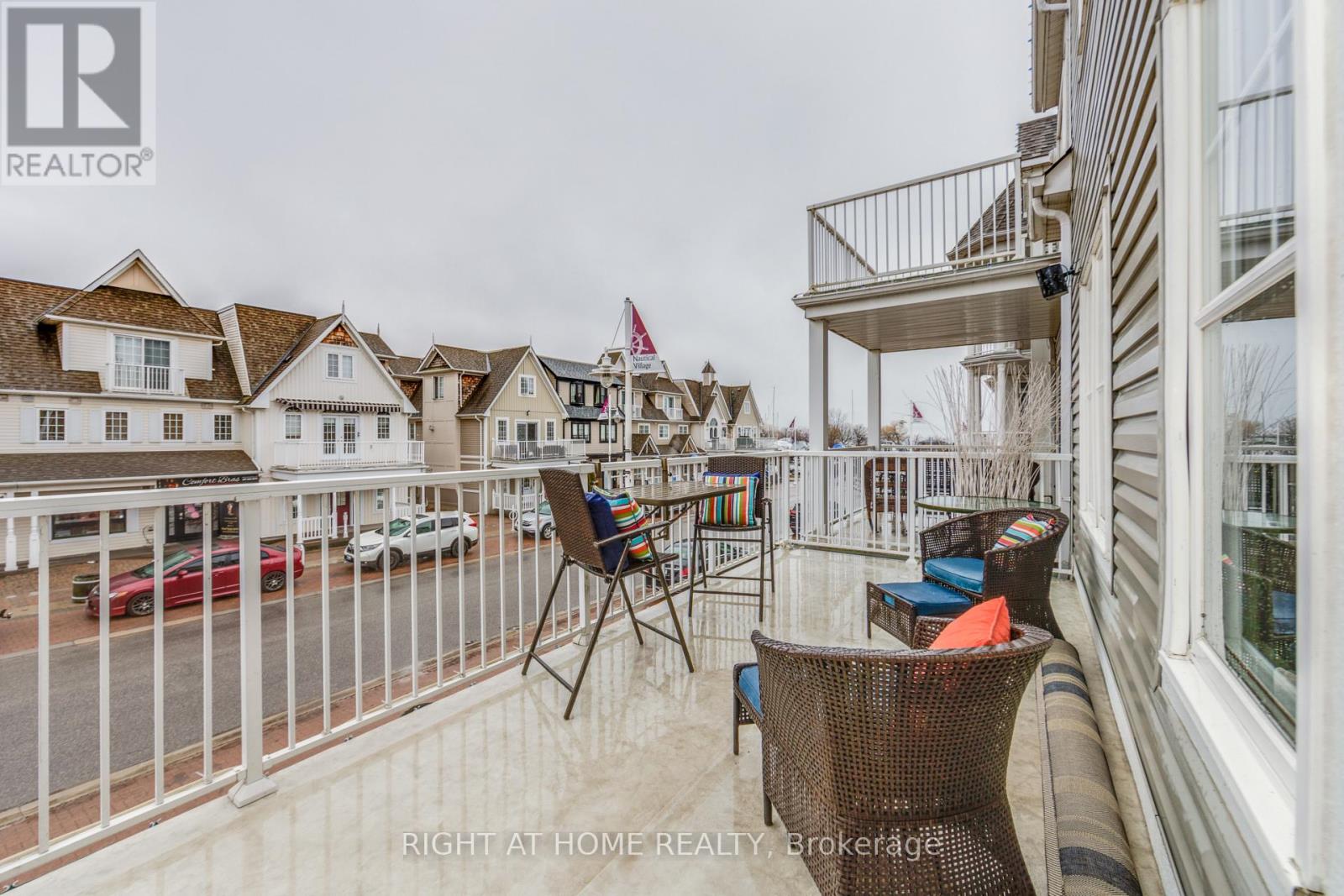 37 - 1295 Wharf Street, Pickering, Ontario  L1W 1A2 - Photo 6 - E13045396