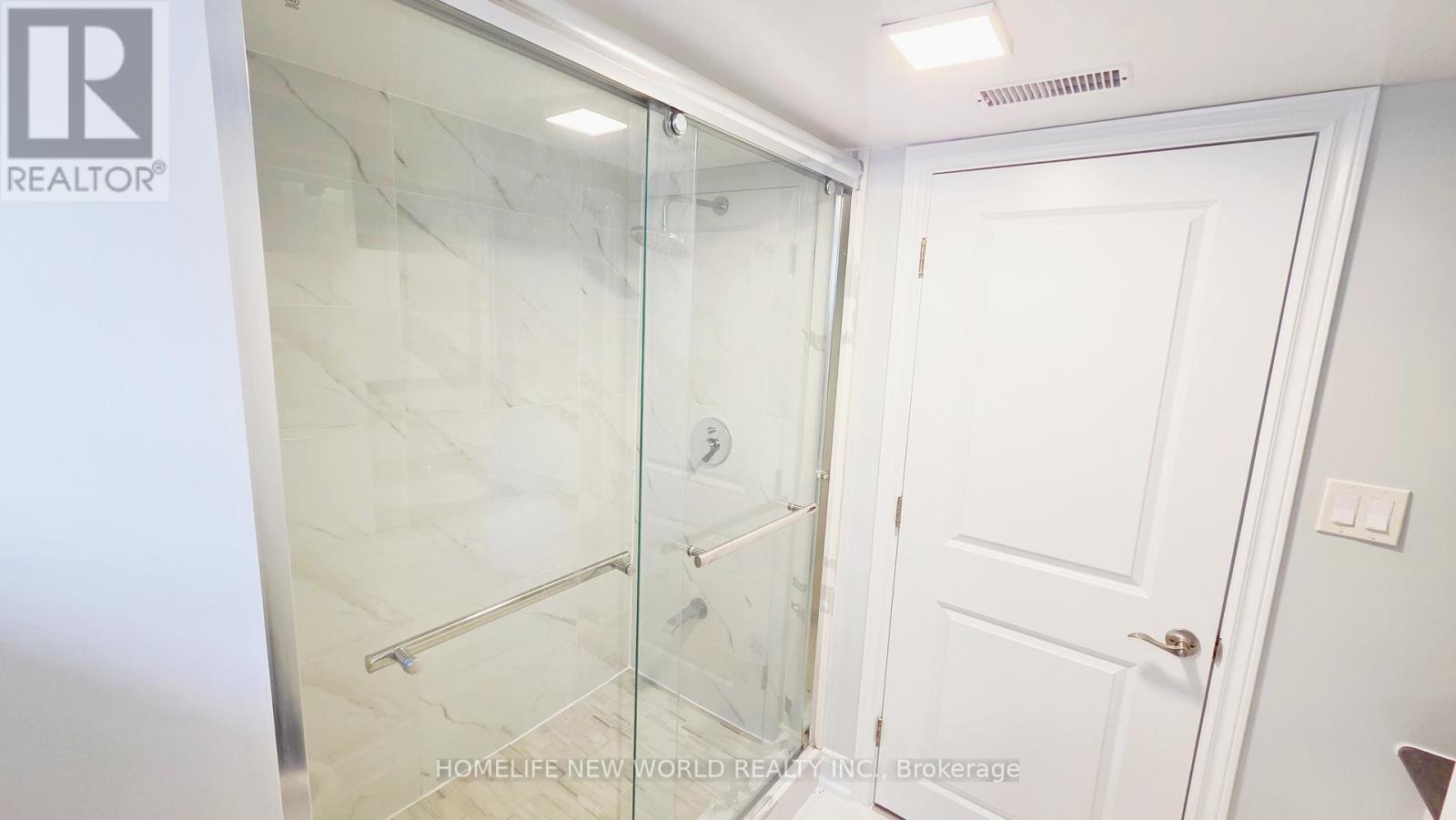 Unit 1 - 531 Ritson Road N, Oshawa, Ontario  L1G 5R4 - Photo 18 - E13038788