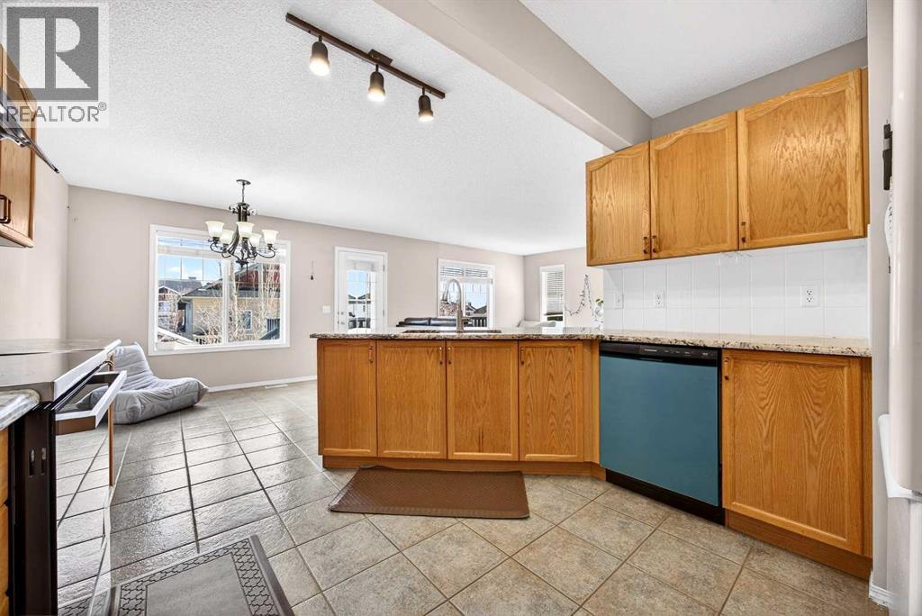 287 Panamount Drive NW, Calgary, Alberta  T3K 5L9 - Photo 10 - A2290564