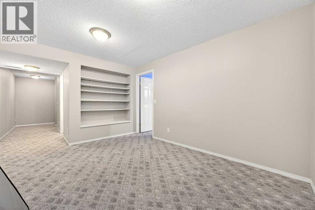 287 Panamount Drive NW, Calgary, Alberta  T3K 5L9 - Photo 25 - A2290564