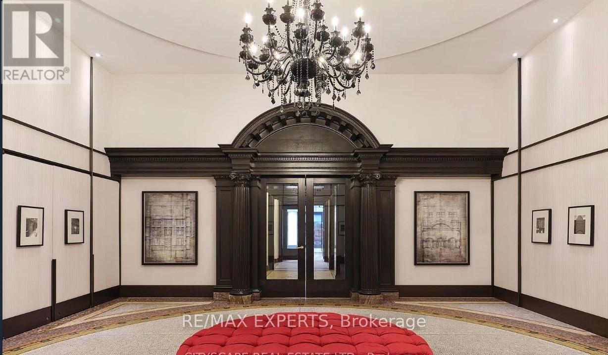 2001 - 197 Yonge Street, Toronto, Ontario  M5B 1M4 - Photo 4 - C13019296