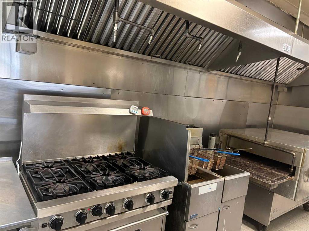 4501, 26 - Avenue SE, Calgary, Alberta  T2B 2K4 - Photo 6 - A2304350