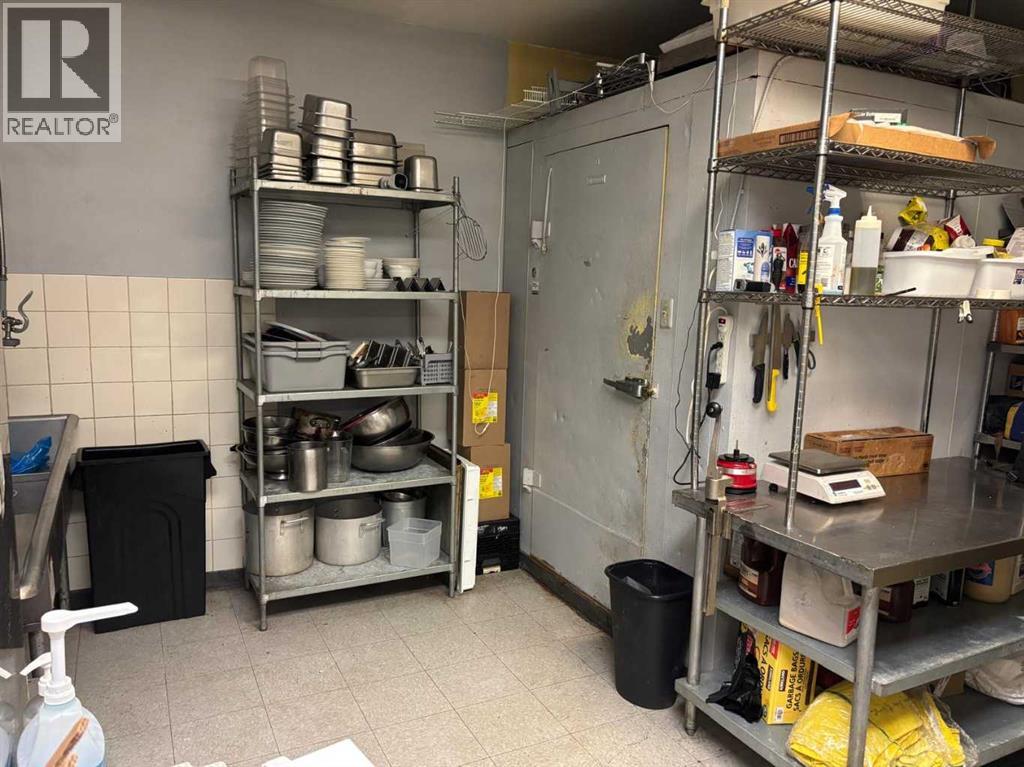 4501, 26 - Avenue SE, Calgary, Alberta  T2B 2K4 - Photo 9 - A2304350