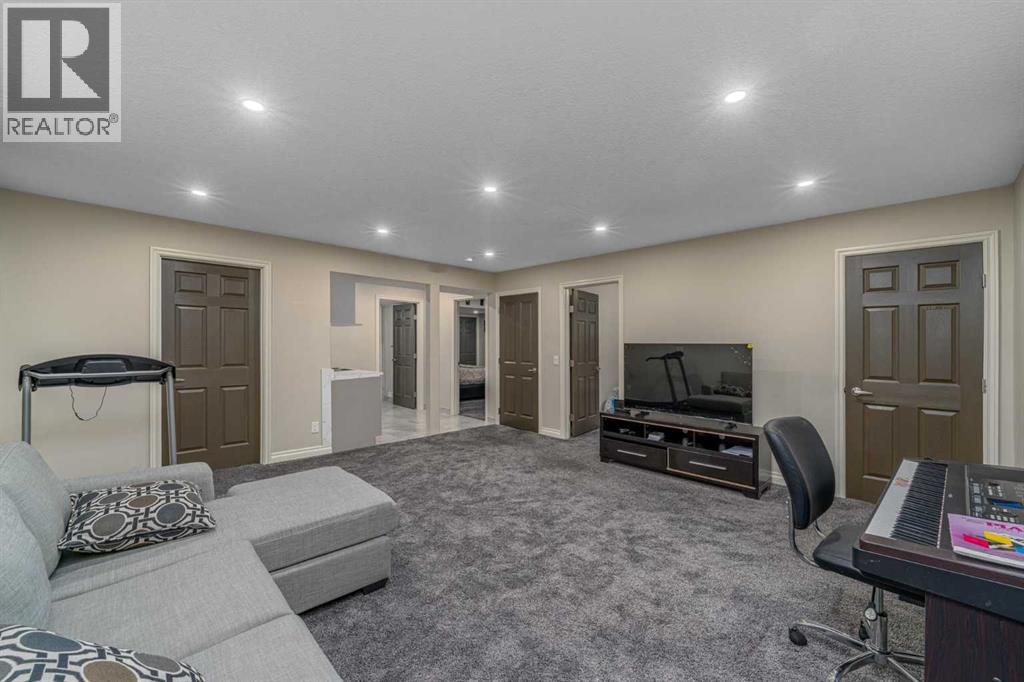 32 Evanspark Circle NW, Calgary, Alberta  T3P 0B3 - Photo 28 - A2289929