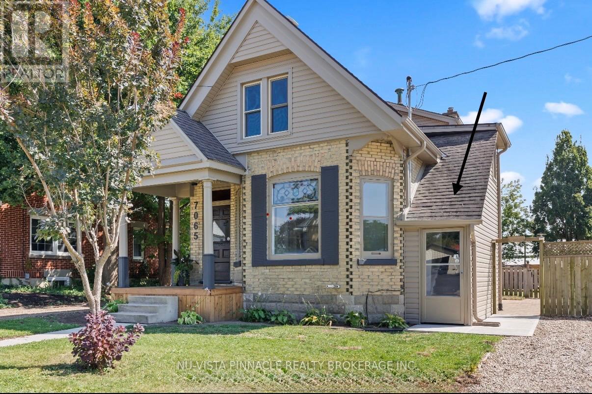 UPPER - 7065 LONGWOODS ROAD, London South, Ontario