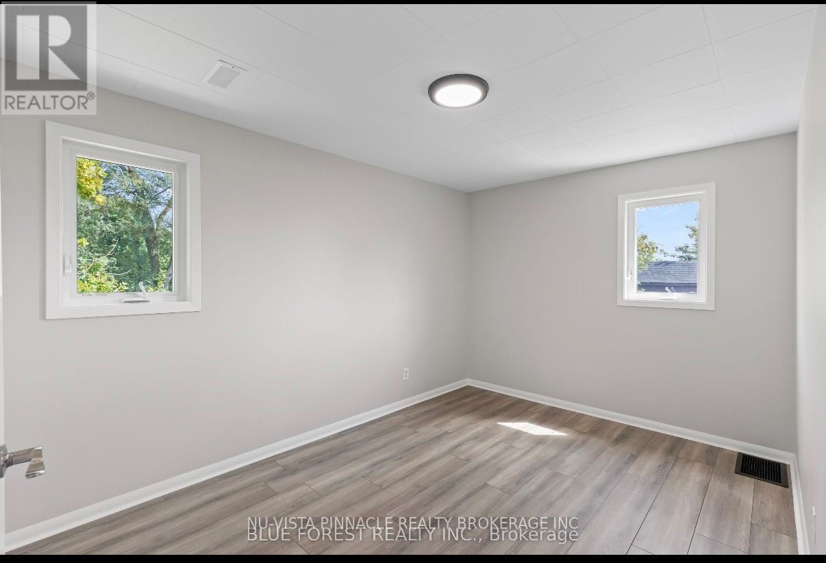 Upper - 7065 Longwoods Road, London South, Ontario  N6P 1B6 - Photo 15 - X13045416