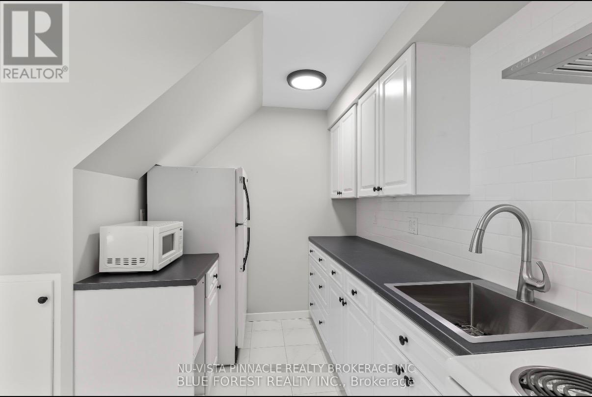 Upper - 7065 Longwoods Road, London South, Ontario  N6P 1B6 - Photo 9 - X13045416