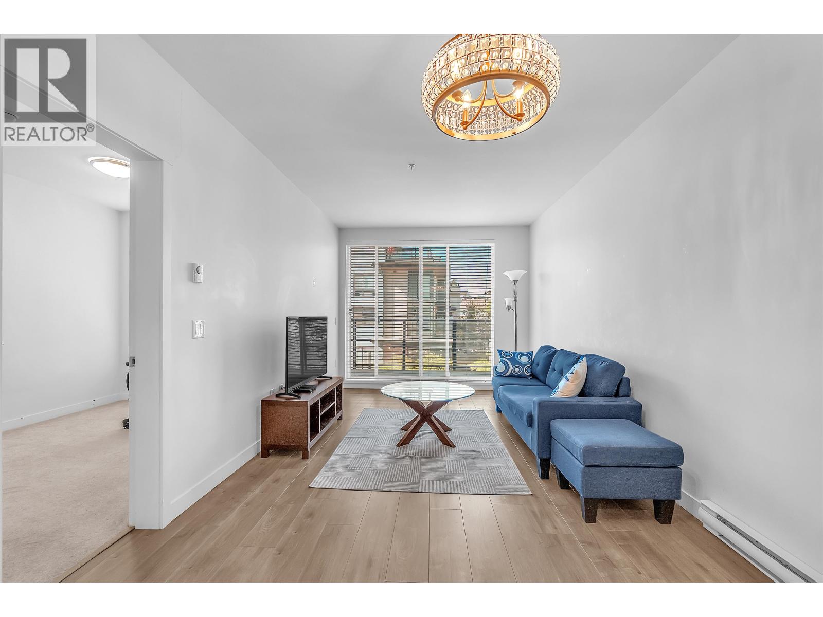 212 707 Como Lake Avenue, Coquitlam, British Columbia  V3J 0J5 - Photo 3 - R3115837