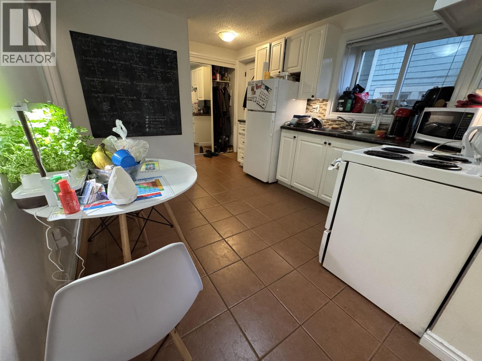 4 131 W 13 Avenue, Vancouver, British Columbia  V6Y 1V8 - Photo 2 - R3115838