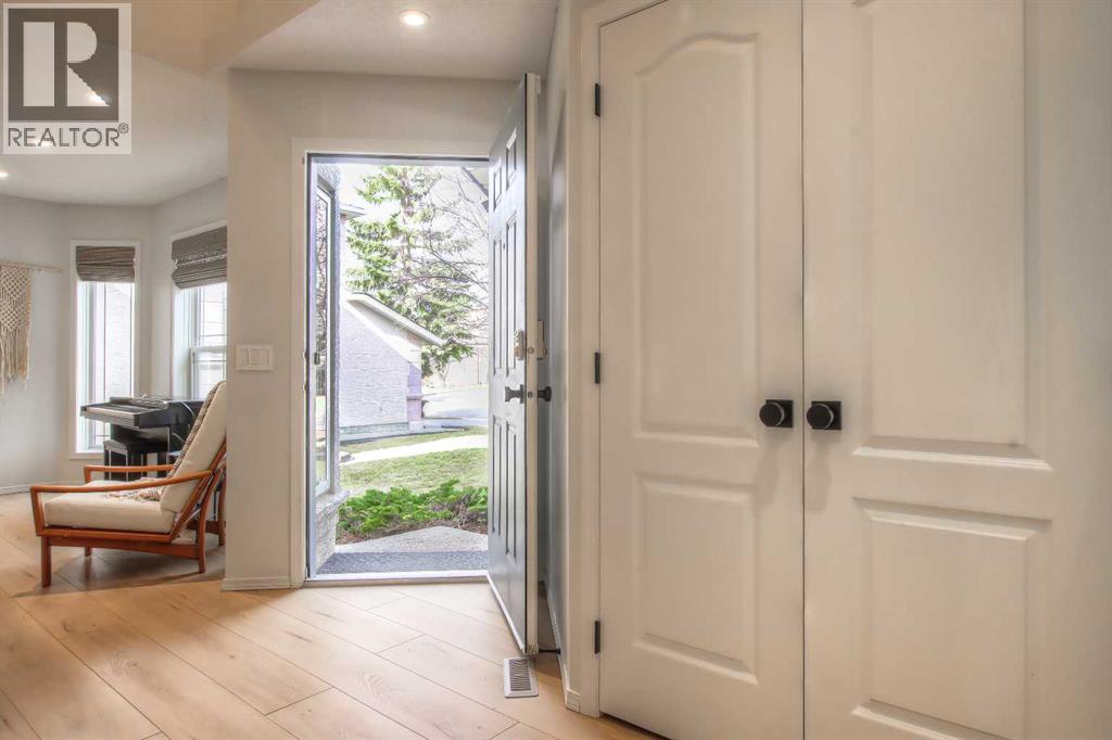 67 Harvest Lake Crescent NE, Calgary, Alberta  T3K 3Y7 - Photo 3 - A2305045