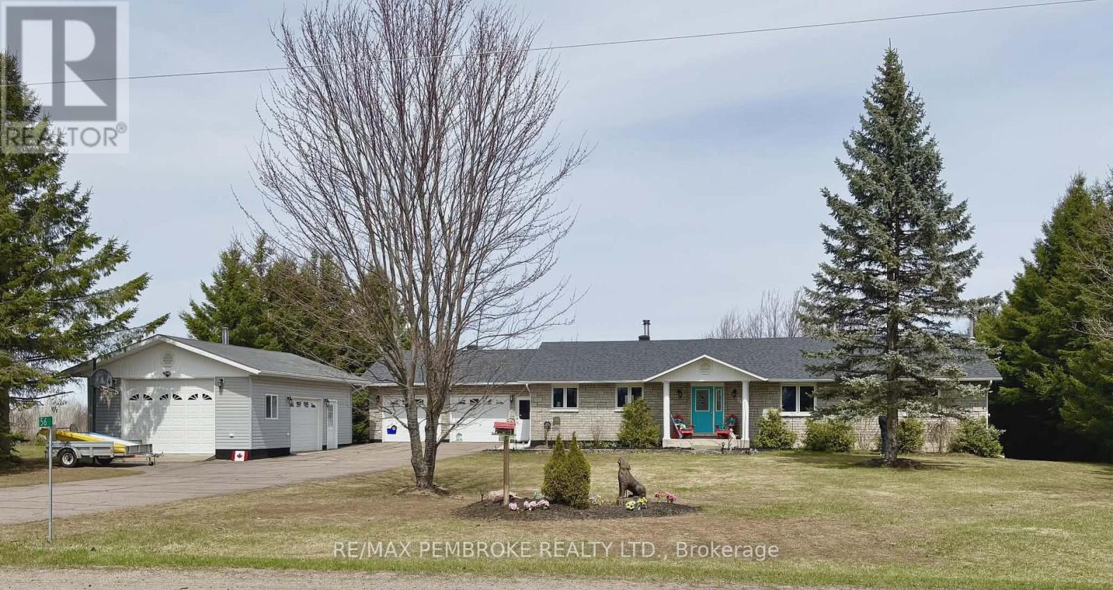 56 Robertson Drive, Whitewater Region, Ontario  K0J 1C0 - Photo 3 - X12962636