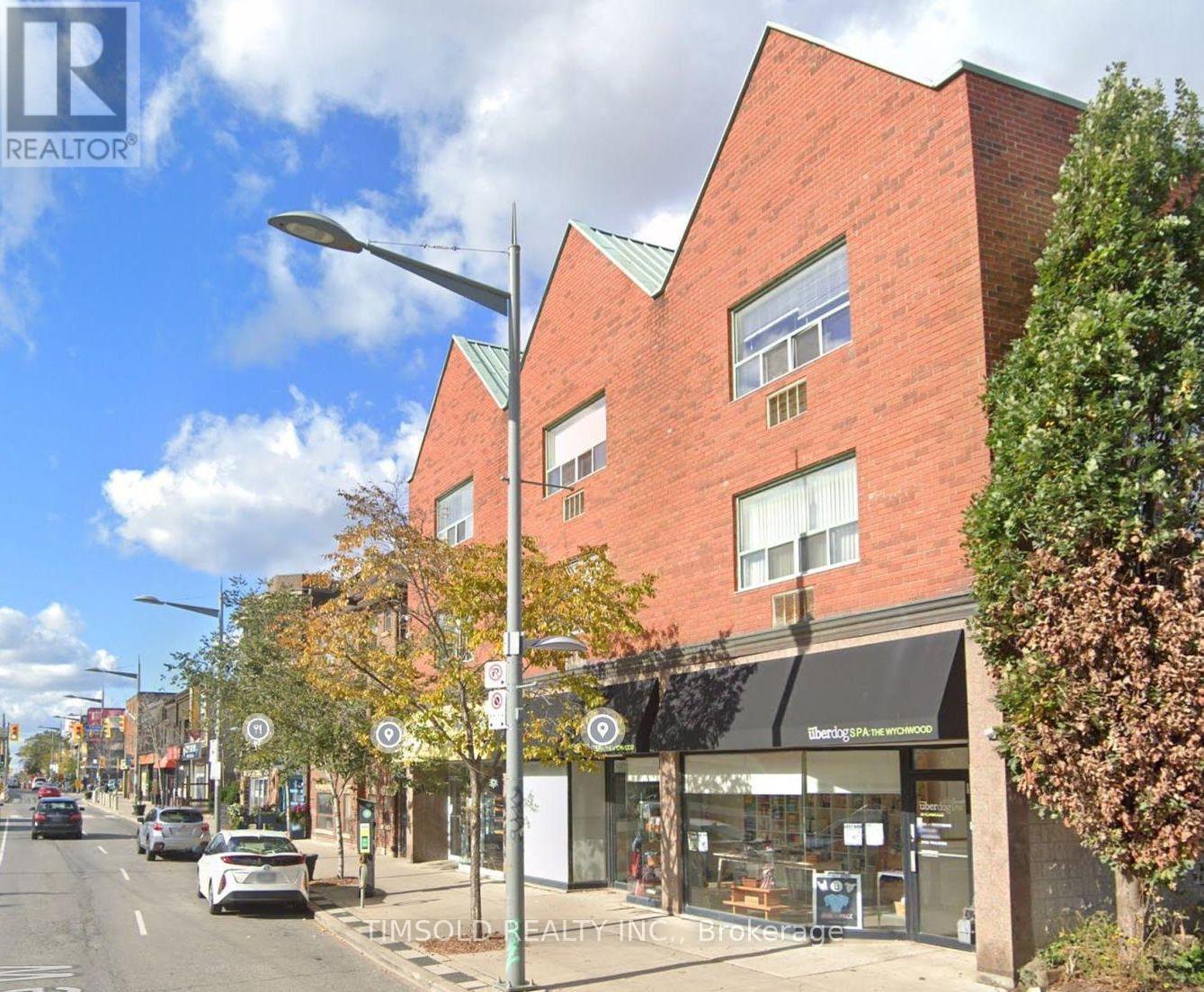 202 - 666 ST CLAIR AVENUE W, toronto (humewood-cedarvale), Ontario