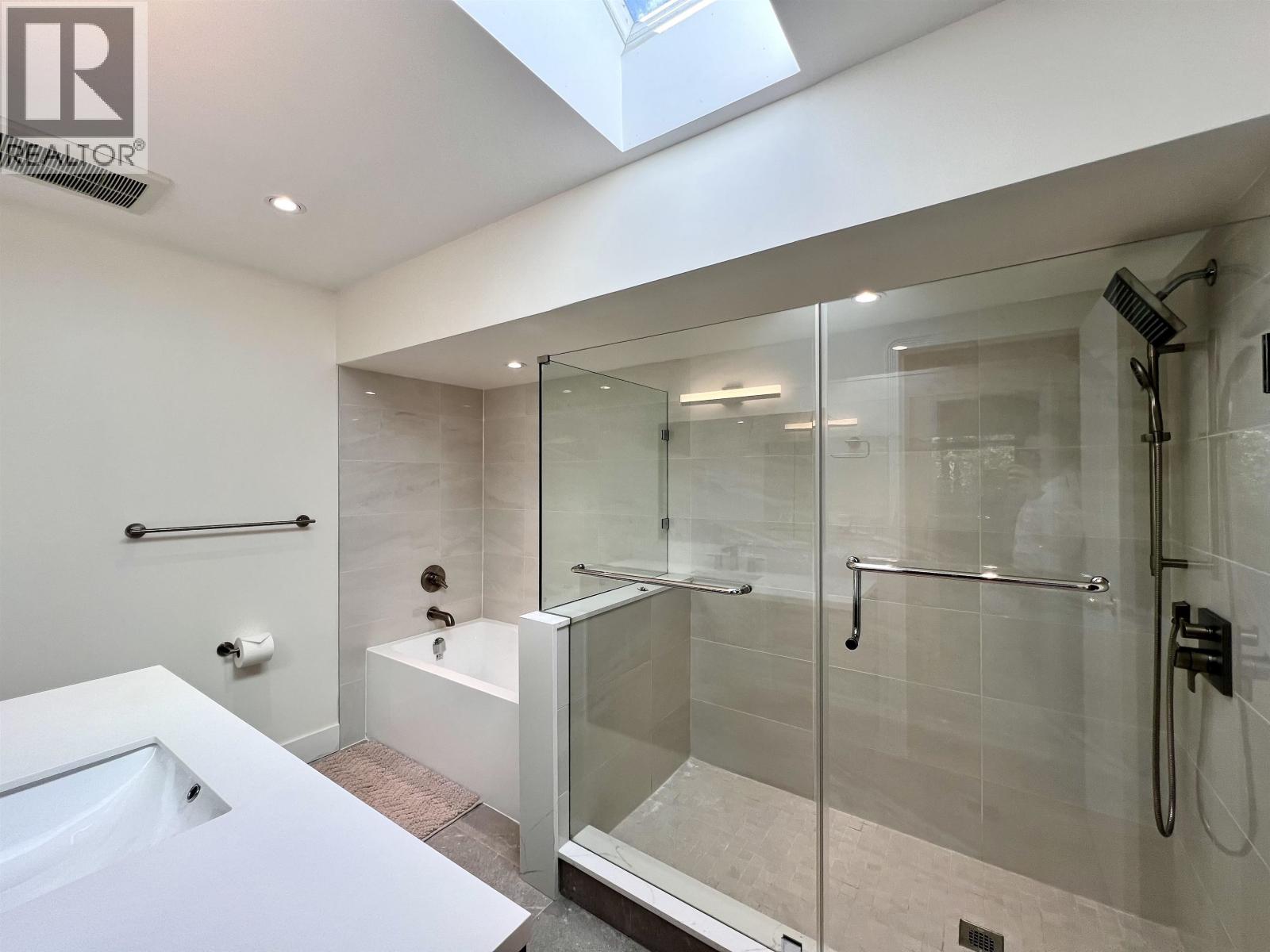 9546 Willowleaf Place, Burnaby, British Columbia  V5A 4A5 - Photo 26 - R3115178