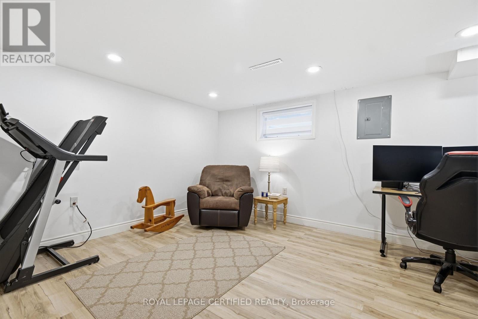 2435 Mckay Avenue, Windsor, Ontario  N9E 2P4 - Photo 32 - X13045028