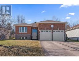 669 FAIRVIEW AVENUE S, Laurentian Valley, Ontario