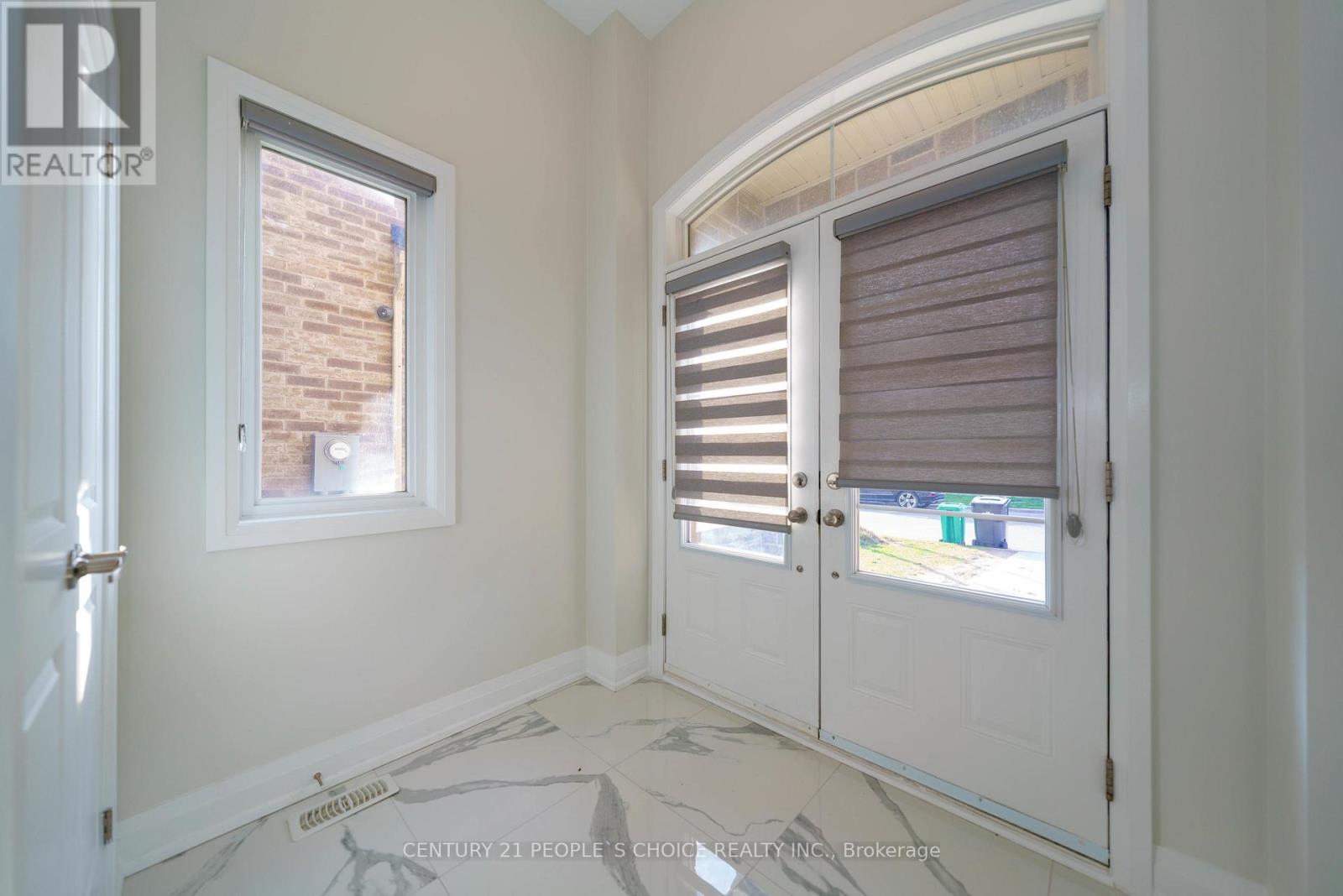 43 Quinton Ridge, Brampton, Ontario  L6Y 0E3 - Photo 9 - W13045432