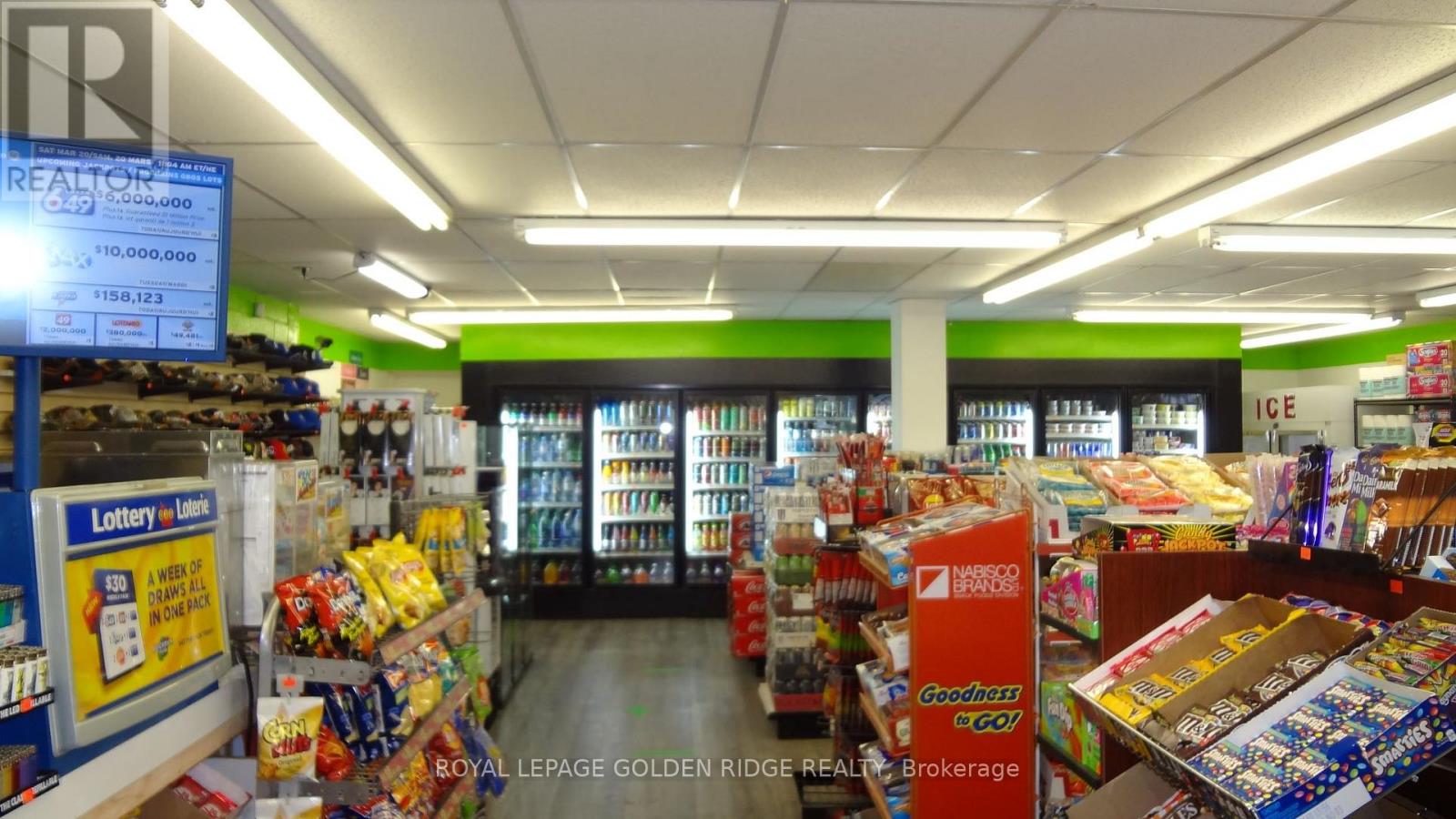 223 St Catharine Street, West Lincoln, Ontario  L0R 2A0 - Photo 4 - X13045428