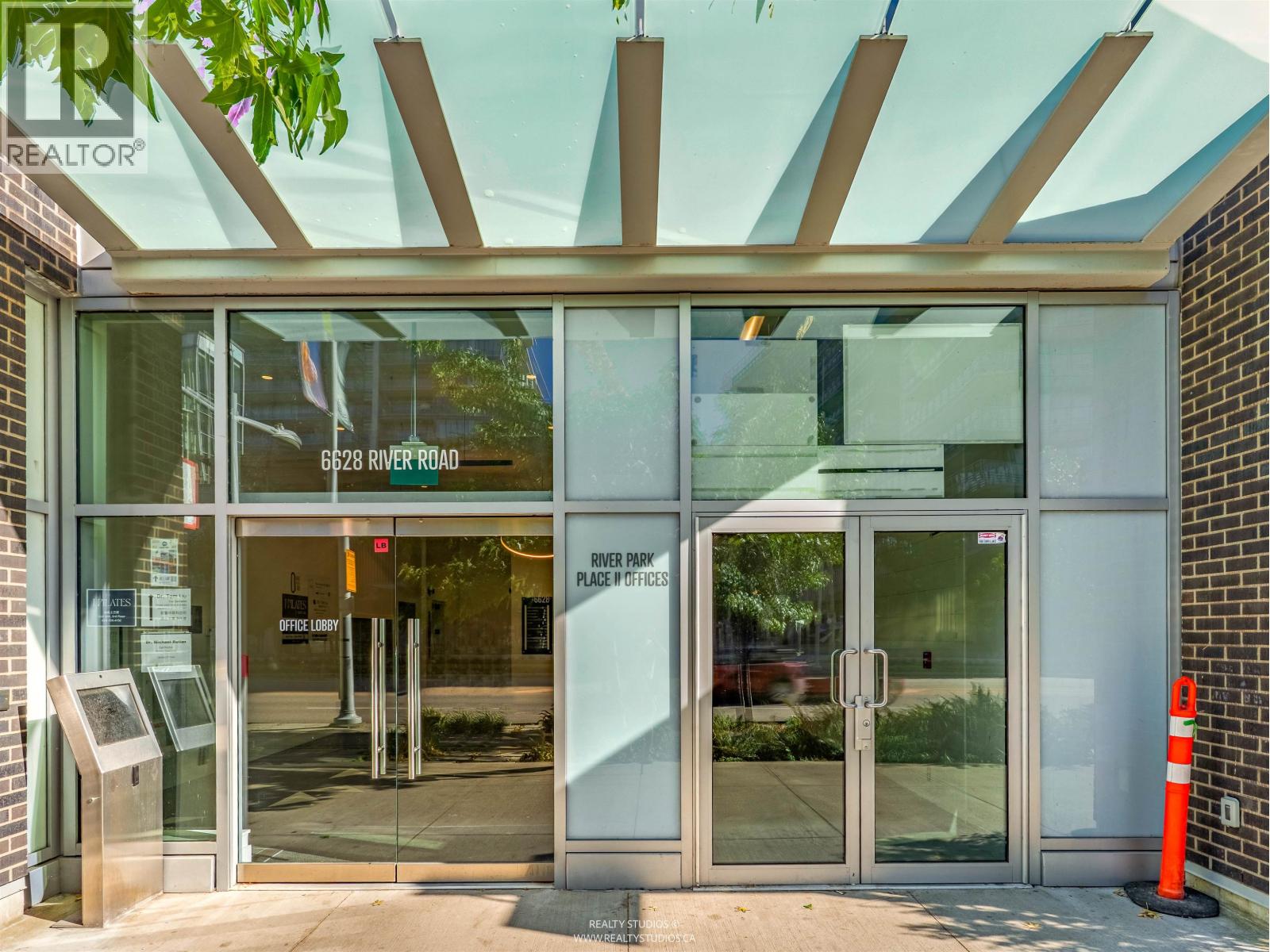 370 6628 River Road, Richmond, British Columbia  V7C 0E2 - Photo 4 - C8071124