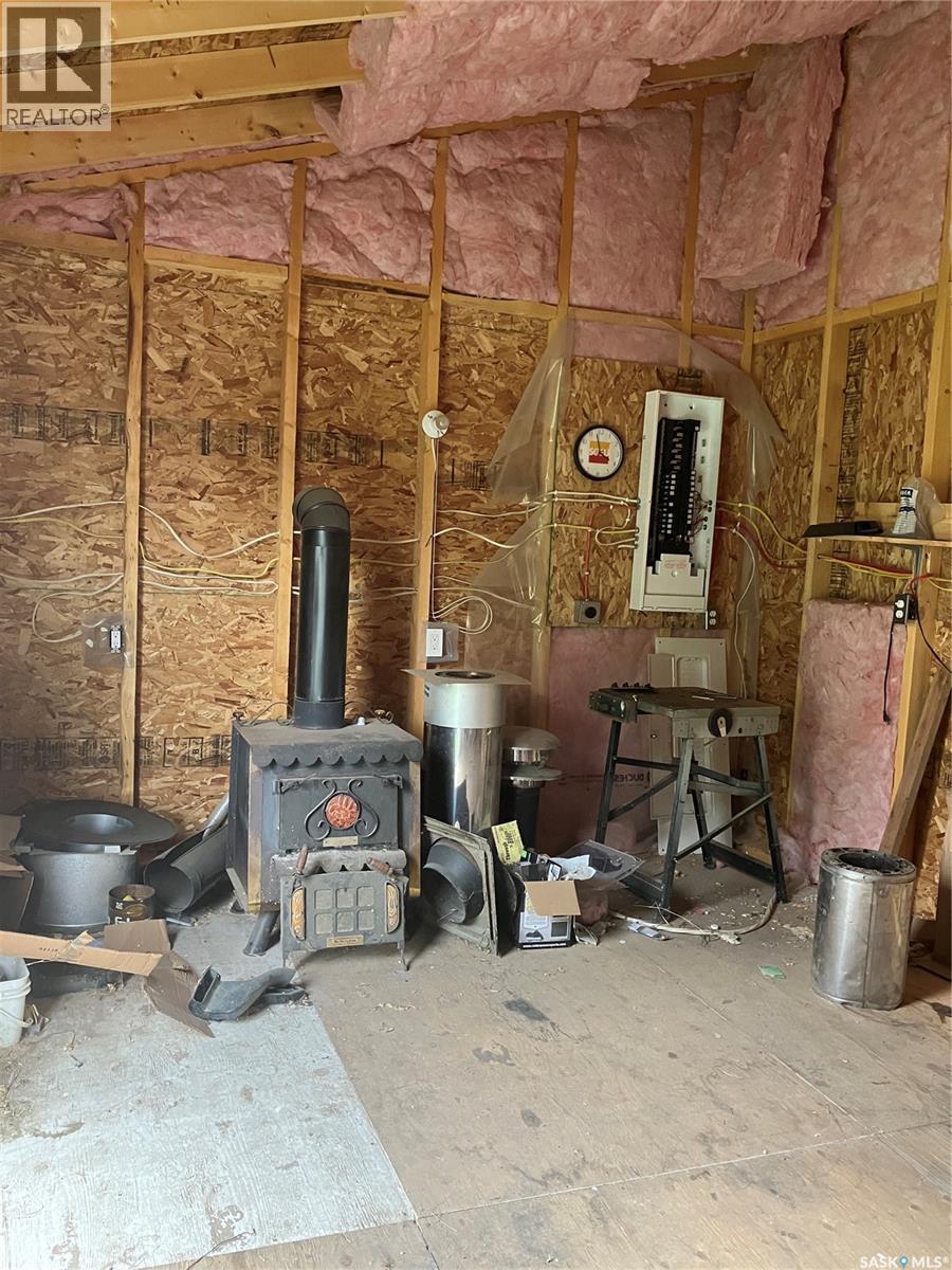 201 Railway Avenue, White Fox, Saskatchewan  S0J 3B0 - Photo 8 - SK010327