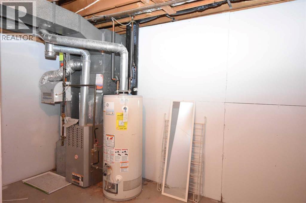 2604 106 Avenue Sw, Calgary, Alberta  T2W 2J1 - Photo 32 - A2304909