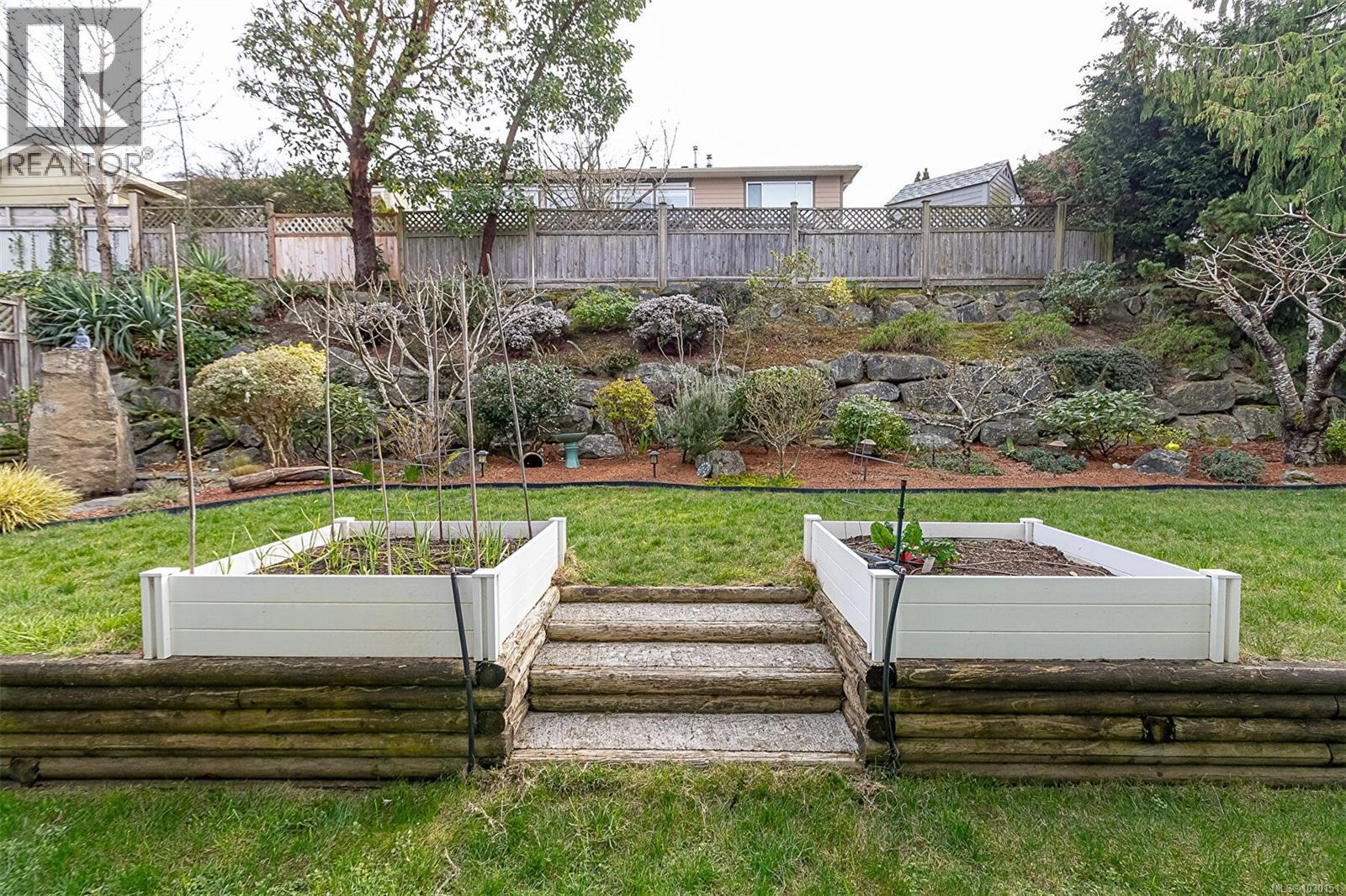 6509 Kestrel Cres, Nanaimo, British Columbia  V9R 6V9 - Photo 77 - 1030151