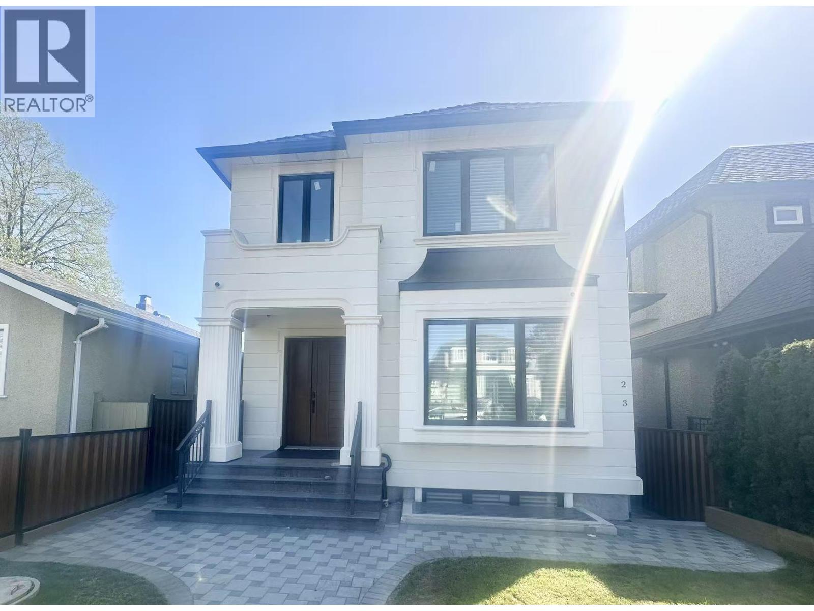 W 45TH AVE, vancouver, British Columbia