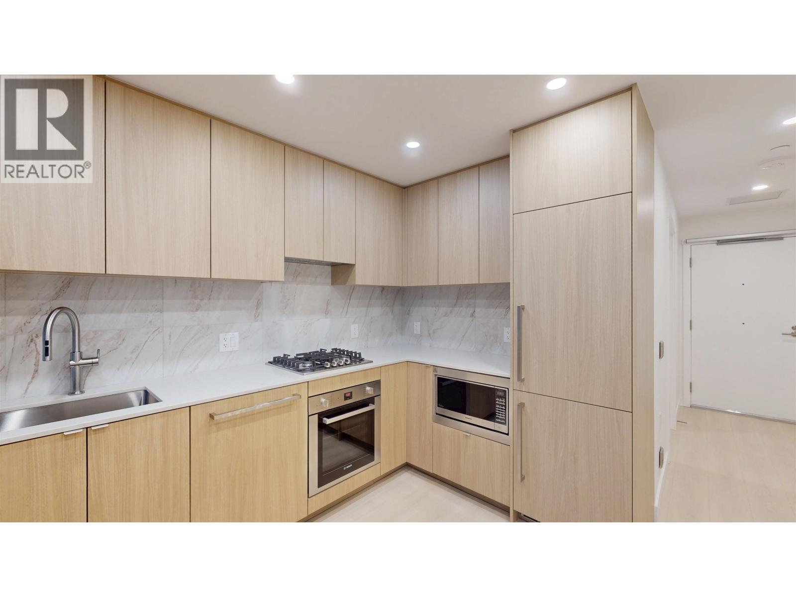 1401 626 Claremont Street, Coquitlam, British Columbia  V3J 0T1 - Photo 4 - R3115841