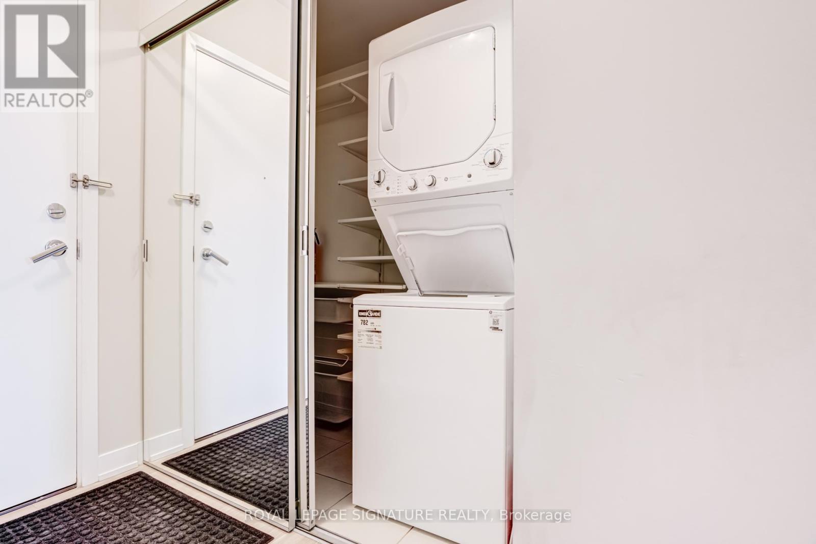 836 - 1830 Bloor Street W, Toronto, Ontario  M6P 0A2 - Photo 14 - W13041152